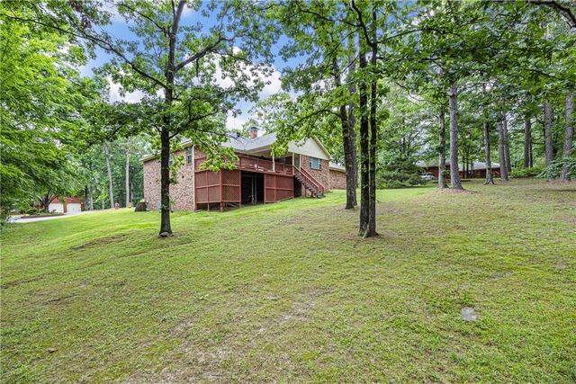 123 Hillcrest Drive, Russellville, AR 72802