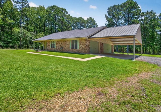 808 Mercer Rd, Marshall, TX 75672