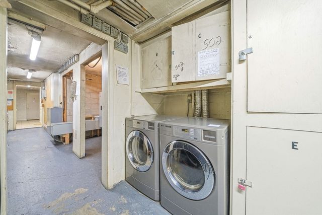 502 Oak 9, Brockton, MA 02301