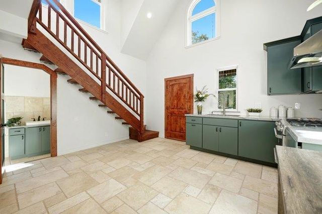 11265 Canyon Drive, San Jose, CA 95127