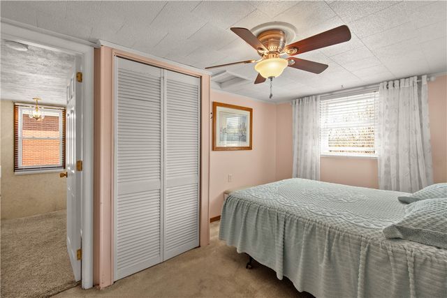 419 GLENN AVE, Scott Twp, PA 15106