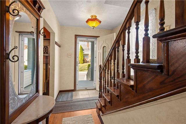 419 GLENN AVE, Scott Twp, PA 15106