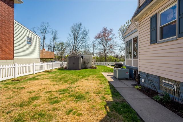 419 GLENN AVE, Scott Twp, PA 15106