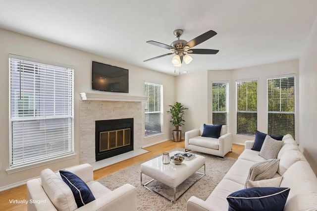 2520 Quarry RD 202, Austin, TX 78703