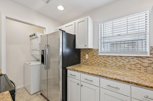 2520 Quarry RD 202, Austin, TX 78703