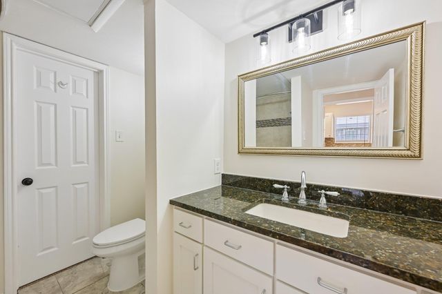 2520 Quarry RD 202, Austin, TX 78703