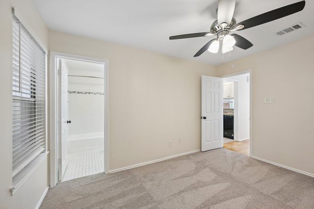 2520 Quarry RD 202, Austin, TX 78703