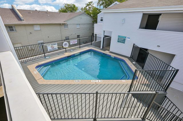 2520 Quarry RD 202, Austin, TX 78703