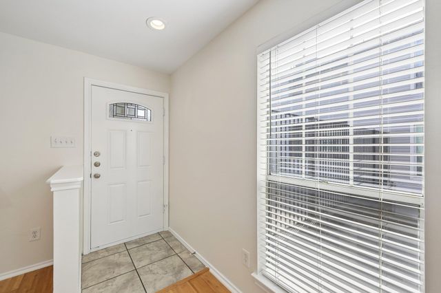2520 Quarry RD 202, Austin, TX 78703