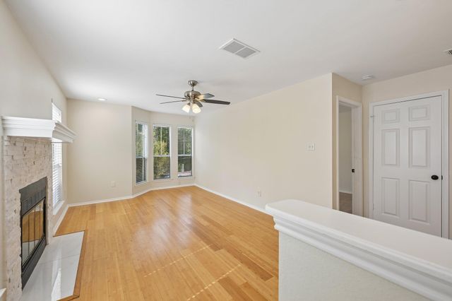 2520 Quarry RD 202, Austin, TX 78703