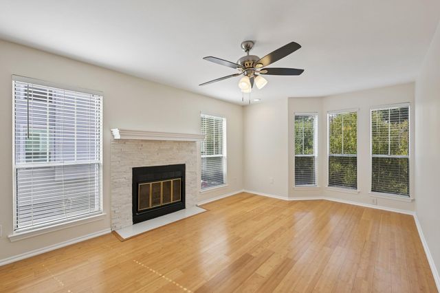 2520 Quarry RD 202, Austin, TX 78703