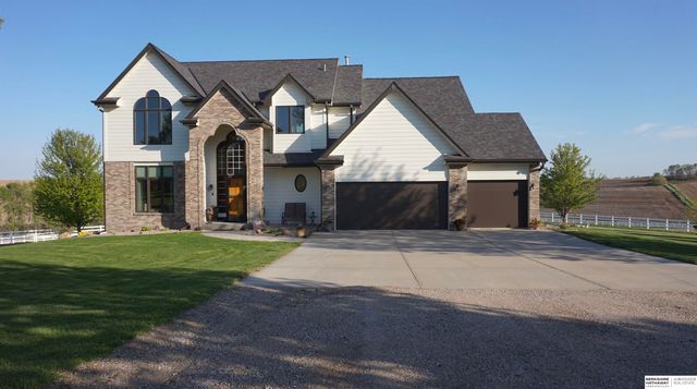 17227 Cattle Gate Lane, Kennard, NE 68034