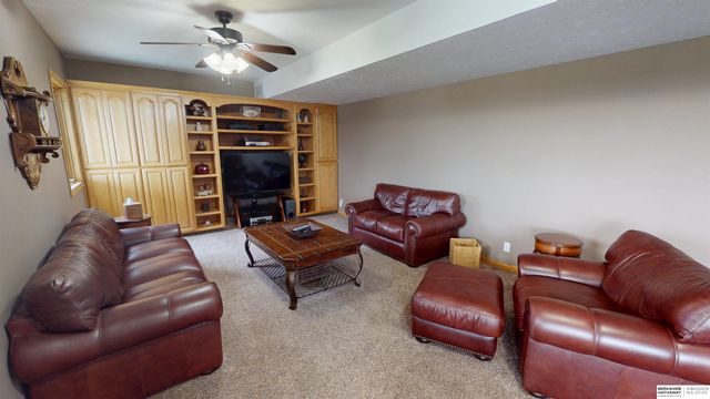 17227 Cattle Gate Lane, Kennard, NE 68034