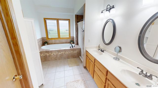 17227 Cattle Gate Lane, Kennard, NE 68034