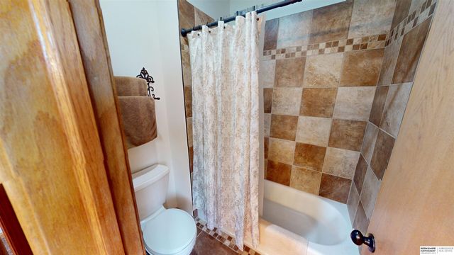 17227 Cattle Gate Lane, Kennard, NE 68034