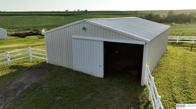 17227 Cattle Gate Lane, Kennard, NE 68034