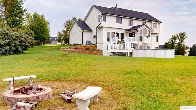 17227 Cattle Gate Lane, Kennard, NE 68034