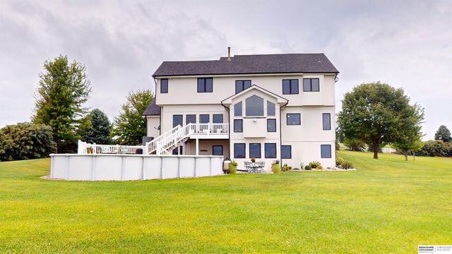 17227 Cattle Gate Lane, Kennard, NE 68034