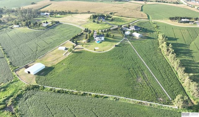 17227 Cattle Gate Lane, Kennard, NE 68034