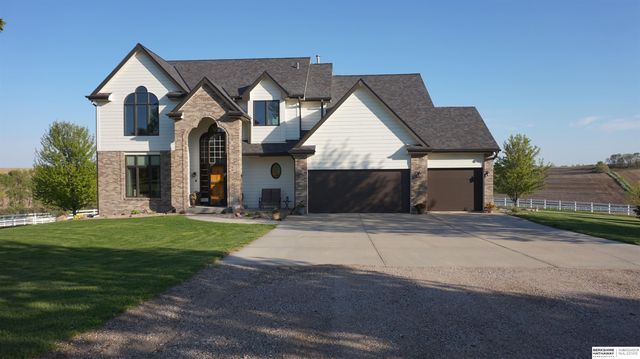 17227 Cattle Gate Lane, Kennard, NE 68034