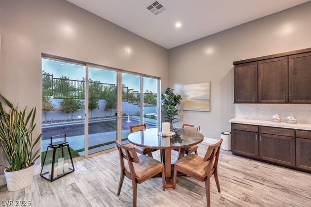 10494 Calico Terrace Avenue, Las Vegas, NV 89135