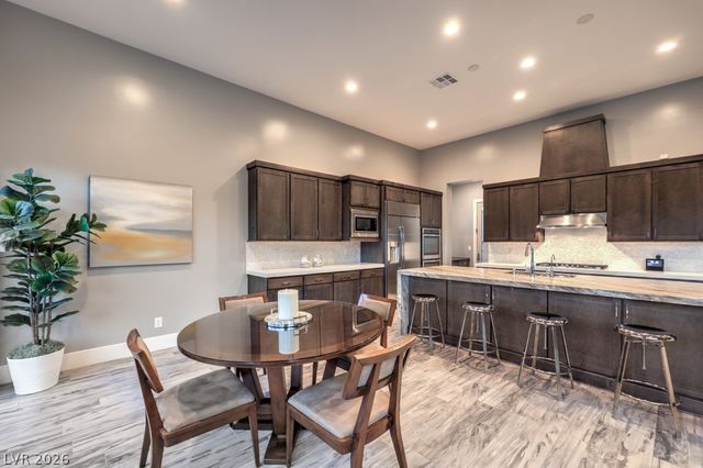 10494 Calico Terrace Avenue, Las Vegas, NV 89135