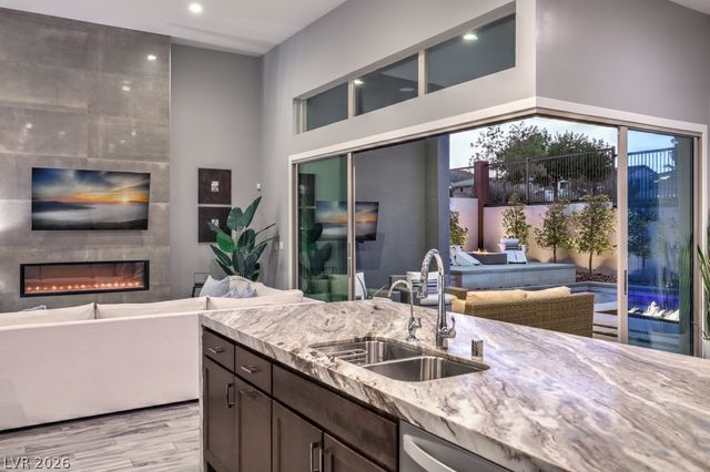 10494 Calico Terrace Avenue, Las Vegas, NV 89135