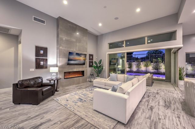 10494 Calico Terrace Avenue, Las Vegas, NV 89135