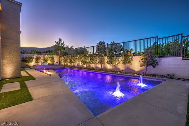 10494 Calico Terrace Avenue, Las Vegas, NV 89135