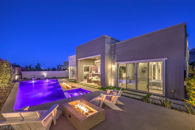 10494 Calico Terrace Avenue, Las Vegas, NV 89135