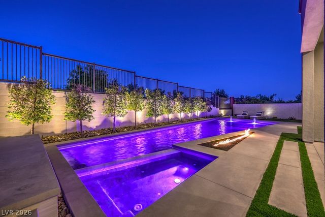 10494 Calico Terrace Avenue, Las Vegas, NV 89135