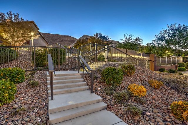 10494 Calico Terrace Avenue, Las Vegas, NV 89135