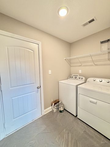 106 Ambridge St, Oak Grove, KY 42262