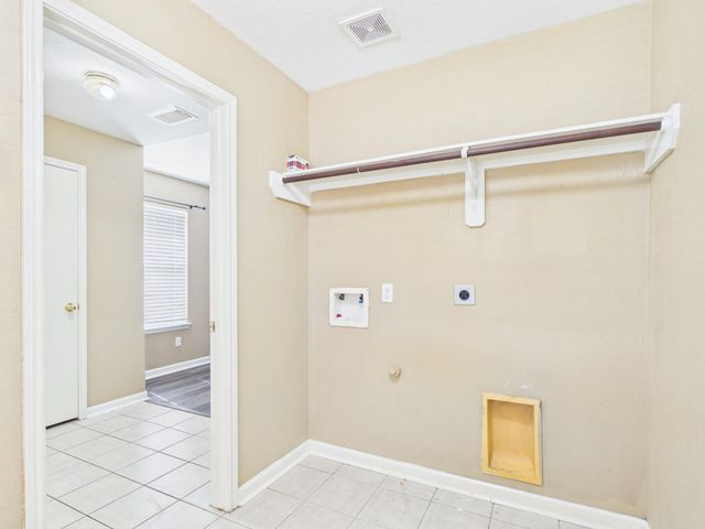 9615 Adobe Rose Drive, Humble, TX 77396