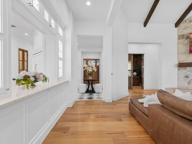 676 Highgate, Bandera, TX 78003