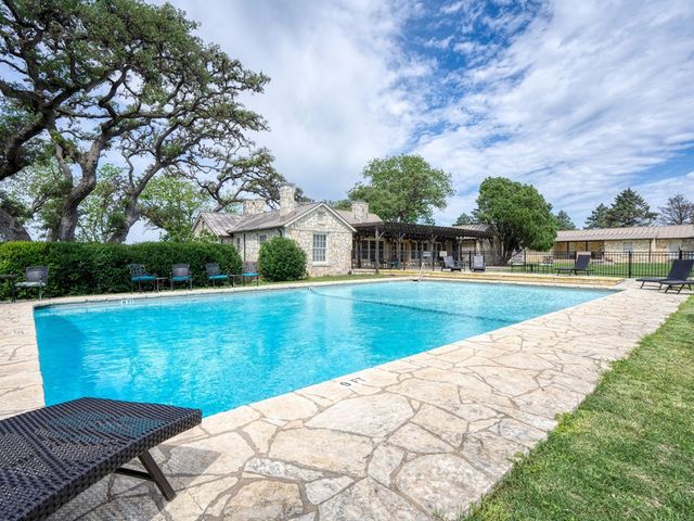 676 Highgate, Bandera, TX 78003