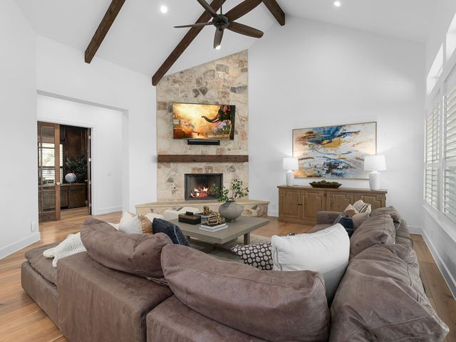 676 Highgate, Bandera, TX 78003