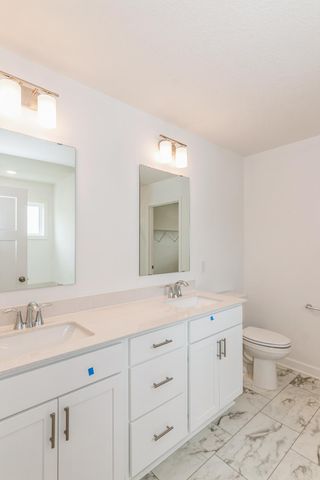 4939 Noble Drive NW, Rochester, MN 55901