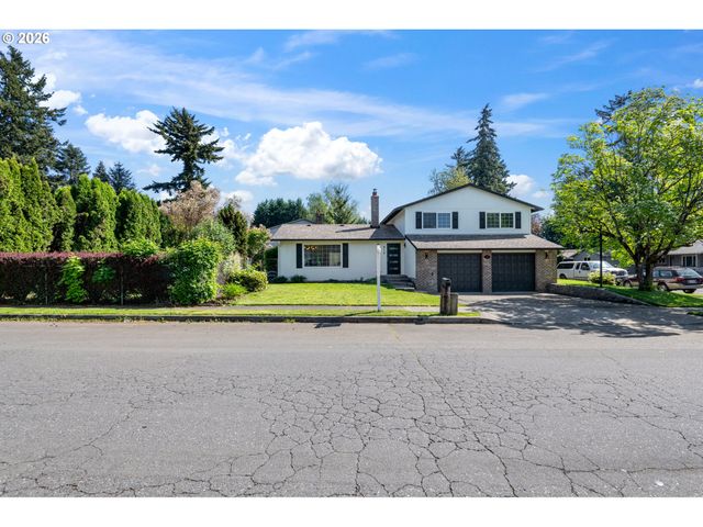 812 Ne 28TH St, Gresham, OR 97030