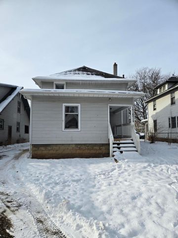 1033 1st Street, Jackson, MI 49203