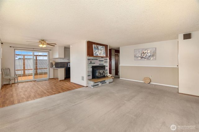 496 Winlock Street, Ocean Shores, WA 98569