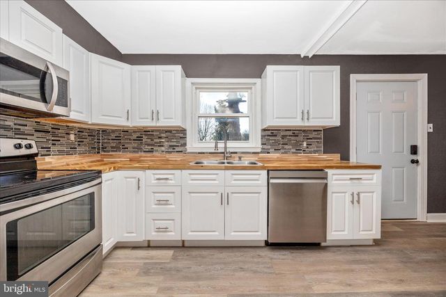 4814 RIDGE RD, Mount Airy, MD 21771