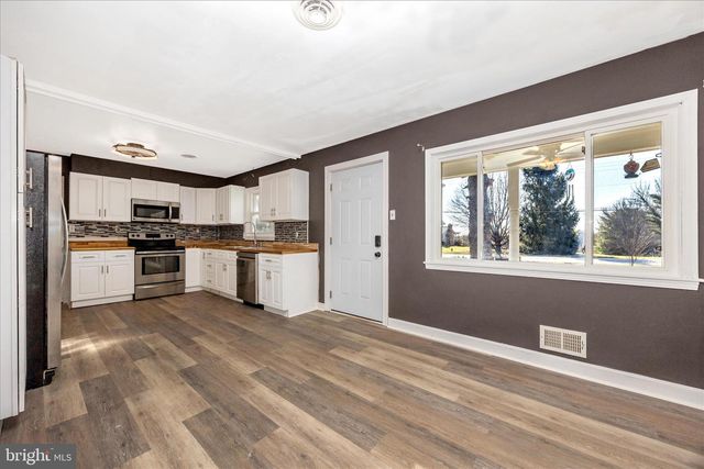 4814 RIDGE RD, Mount Airy, MD 21771