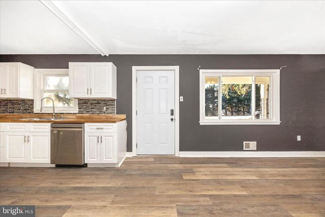 4814 RIDGE RD, Mount Airy, MD 21771