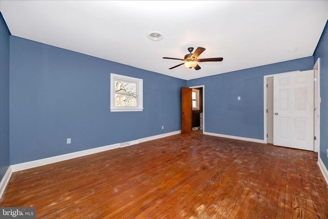 4814 RIDGE RD, Mount Airy, MD 21771