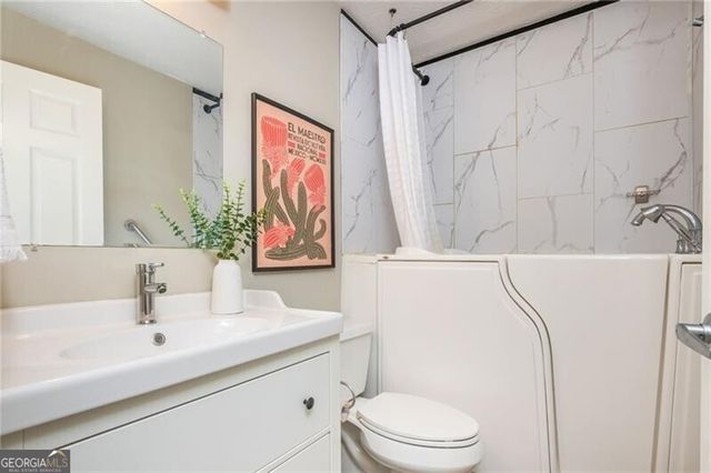 229 Dennis Drive, Alpharetta, GA 30009