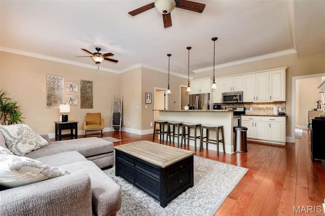 3614 Flad Avenue, St Louis, MO 63110