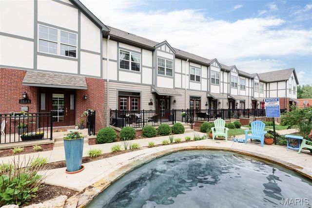 3614 Flad Avenue, St Louis, MO 63110