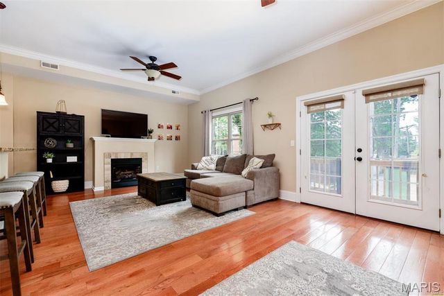 3614 Flad Avenue, St Louis, MO 63110