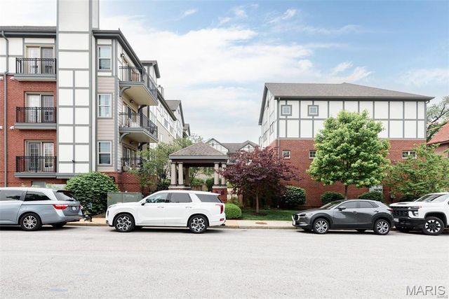 3614 Flad Avenue, St Louis, MO 63110